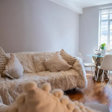 Luxury 1br In Leeds Centre Apartment
